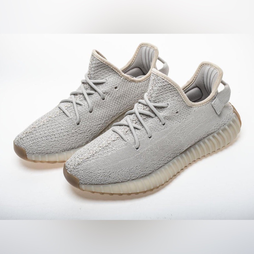 Adidas YEEZY boost 350 v 2 in Sesame